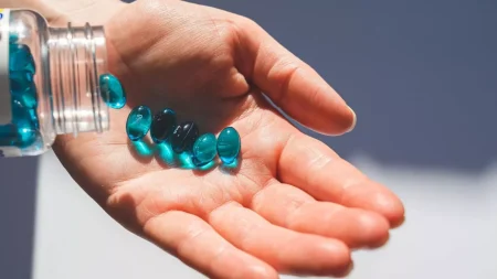 Azitromicina para que serve: usos, efeitos colaterais e precauções - Untitled design jpg e