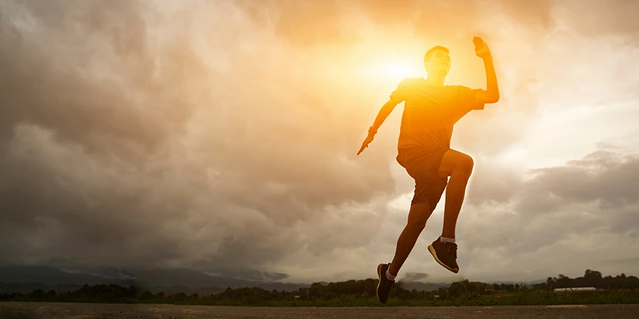 15 dicas essenciais de saúde que todo homem deve saber - man regular exercise 15 dicas essenciais de saúde que todo homem deve saber - man regular exercise