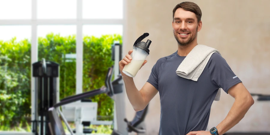 O que acontece se eu tomar proteína ou creatina sem me exercitar? - AdobeStock O que acontece se eu tomar proteína ou creatina sem me exercitar? - AdobeStock