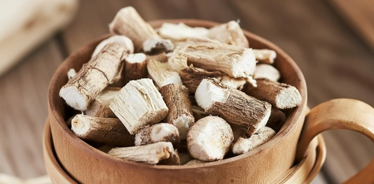 Raiz de Marshmallow: benefícios e propriedades para o sistema digestivo e mais - Whisk fef ed dd c a aa fdr