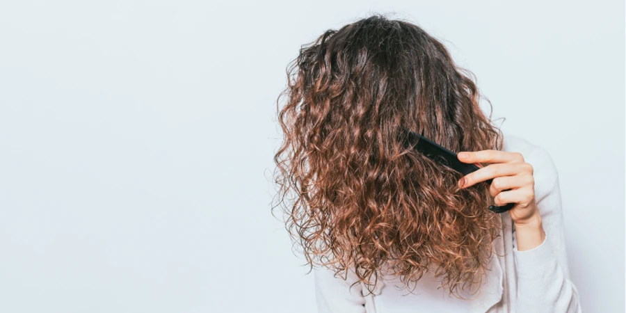 Como cuidar de cabelos secos: as melhores dicas? - hair moisturizing Como cuidar de cabelos secos: as melhores dicas? - hair moisturizing